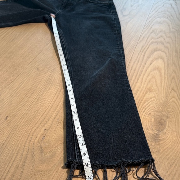 Zara Black Denim Cropped Jeans with Frayed Hem - Size 4 / 36 - High waisted - Picture 5 of 8